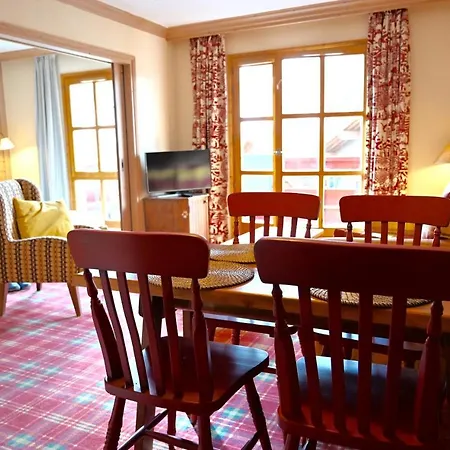 Arc 1950 - Cozy With Mountain View Apartment